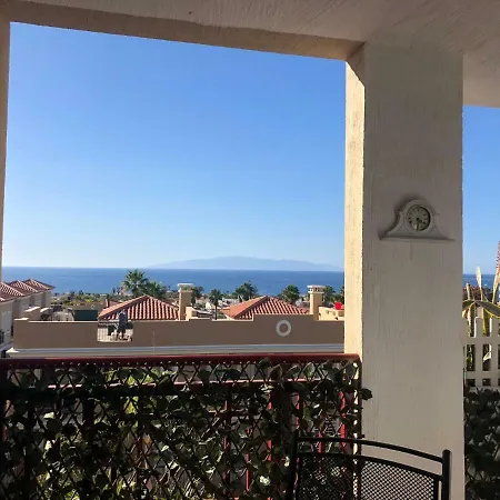 Amazing Attic With Ocean Sea View Арона