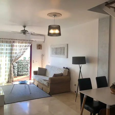 Amazing Attic With Ocean Sea View Апартаменты