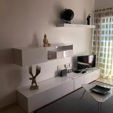 Amazing Attic With Ocean Sea View Апартаменты Арона